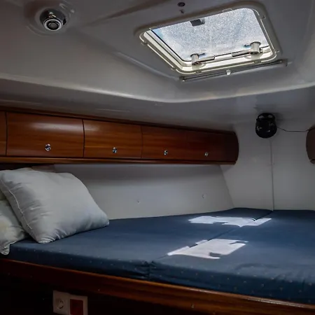 Hotel Yacht Pipit Kavala Exterior foto